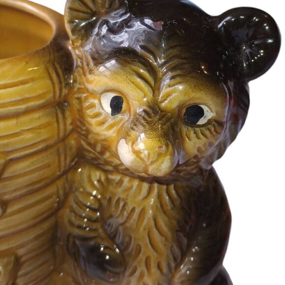 Vintage honey hive & Bear figurine, toothpick holder - Picture 4 of 9